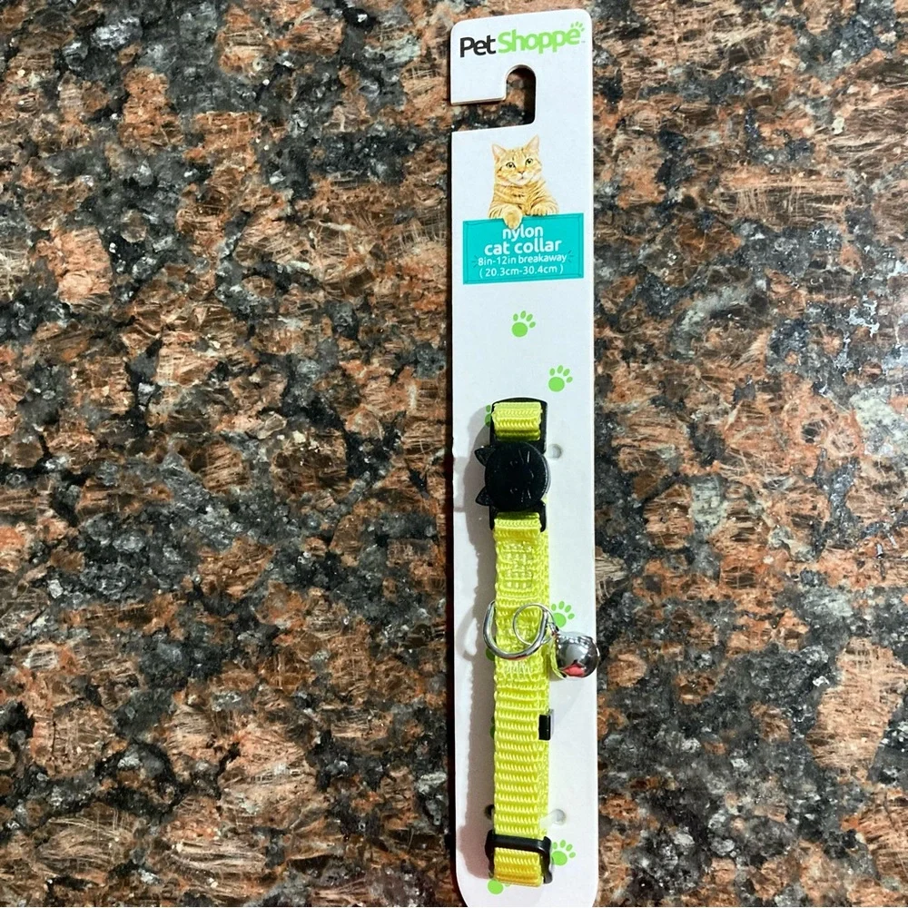 NWT Yellow/Green Nylon Breakaway Cat Collar with Bell 3/8